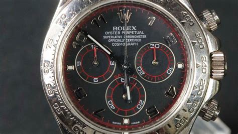 avoir une rolex avant 50 ans|Rolex 16h37 prix.